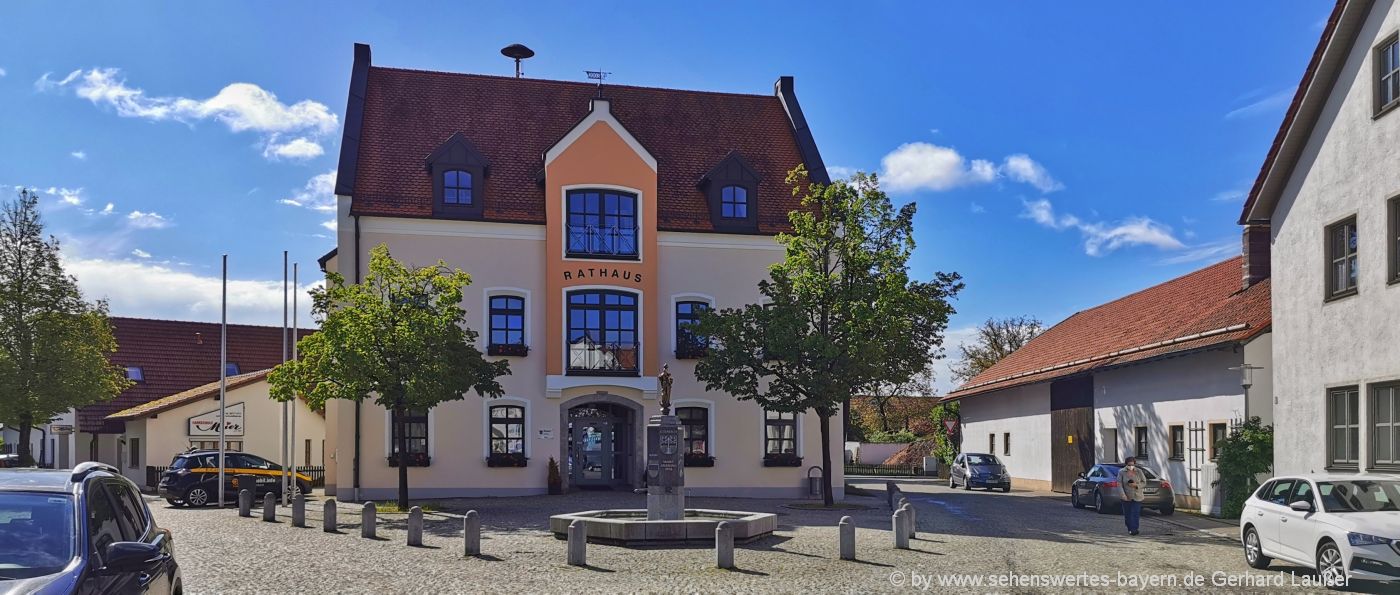 Ausflugsziele und Sehenswürdigkeiten in Essenbach Freizeitangebote Rathaus