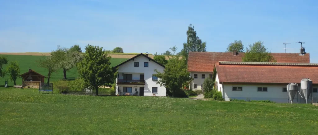 Familien Urlaub im Ferienhaus auf dem Bauernhof in Bayern
