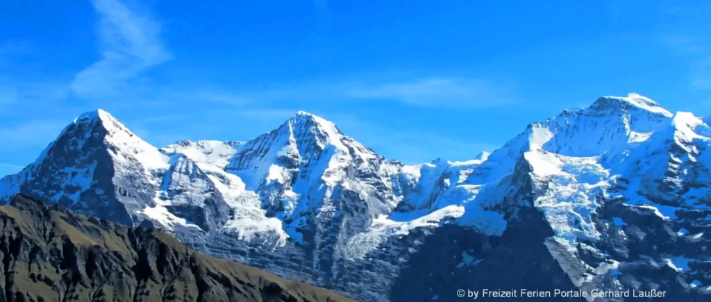 Wandertouren Schweizer Alpen Berggipfel Eiger, Mönch und Jungfrau
